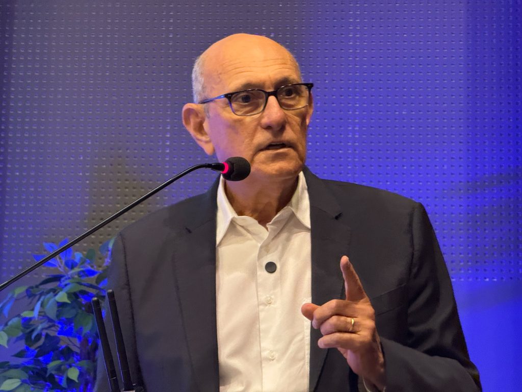 Artigo – “A PEC do Equilíbrio: razoabilidade para o trabalho e a produção”, por Roberto Serquiz