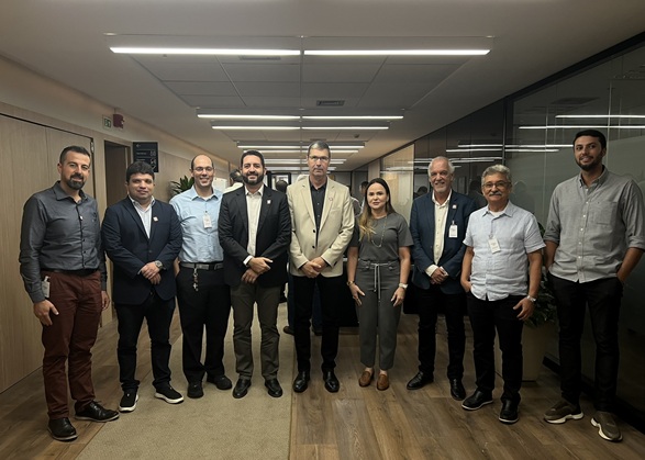 Vinícius Aragão é eleito vice-presidente da Associação Nacional da Indústria Cerâmica; líderes do setor são homenageados
