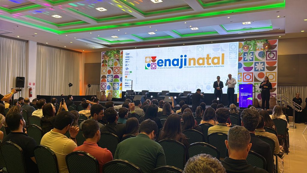 Roberto Serquiz ressalta papel da nova geração no futuro da indústria brasileira durante encerramento do ENAJI