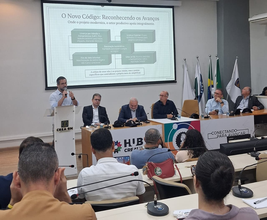 Sinduscon-RN participa de debate sobre licenciamento ambiental e energias renováveis no estado